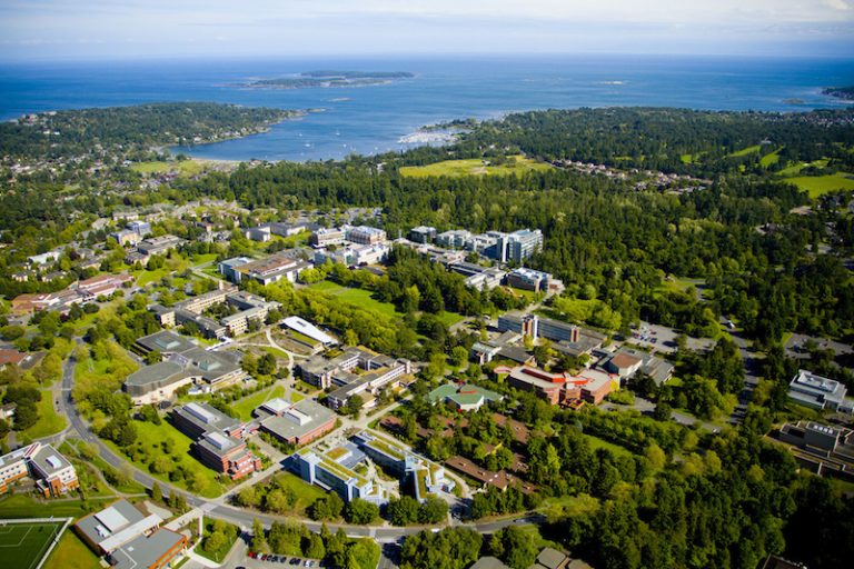 University of Victoria (UVic)-加拿大維多利亞大學 