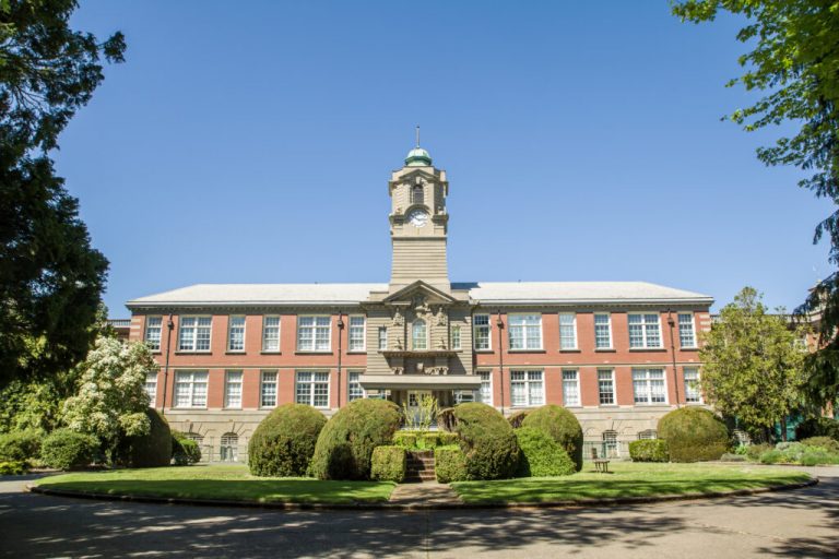Camosun College-卡莫森學院專業介紹
